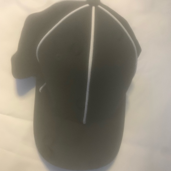 Striped referee hat - Picture 2 of 5